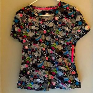 Koi Lite scrub top